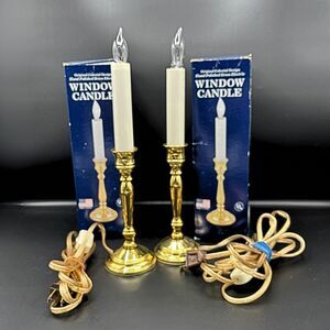 Vintage Electric Brass Window Candle Lamp Colonial Light Country Holiday Decor